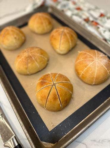 Form 4 cuts across buns to create wedges