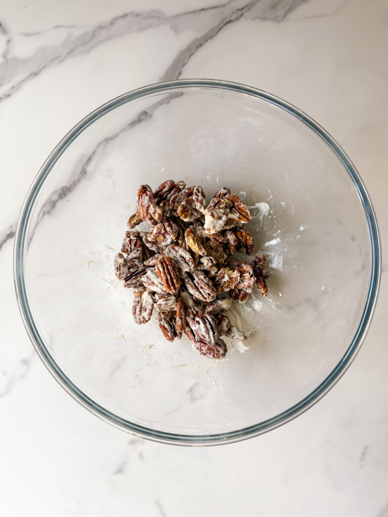 Mix pecans with discard