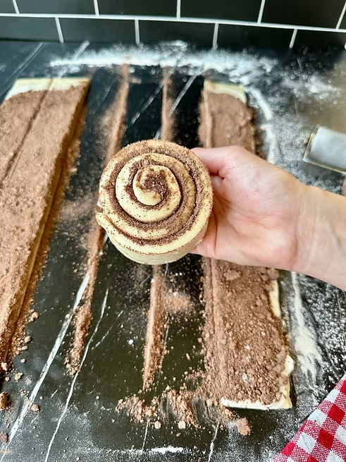 Roll up rolls tightly
