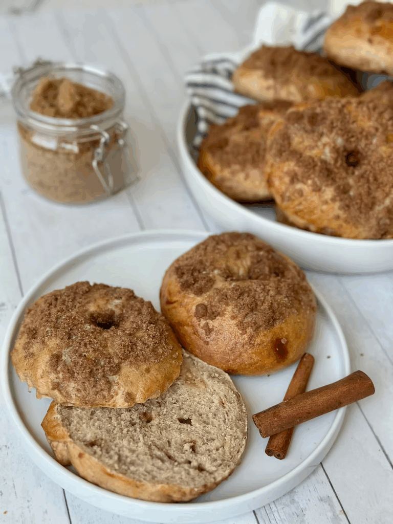 Sourdough Cinnamon Crunch Bagels
