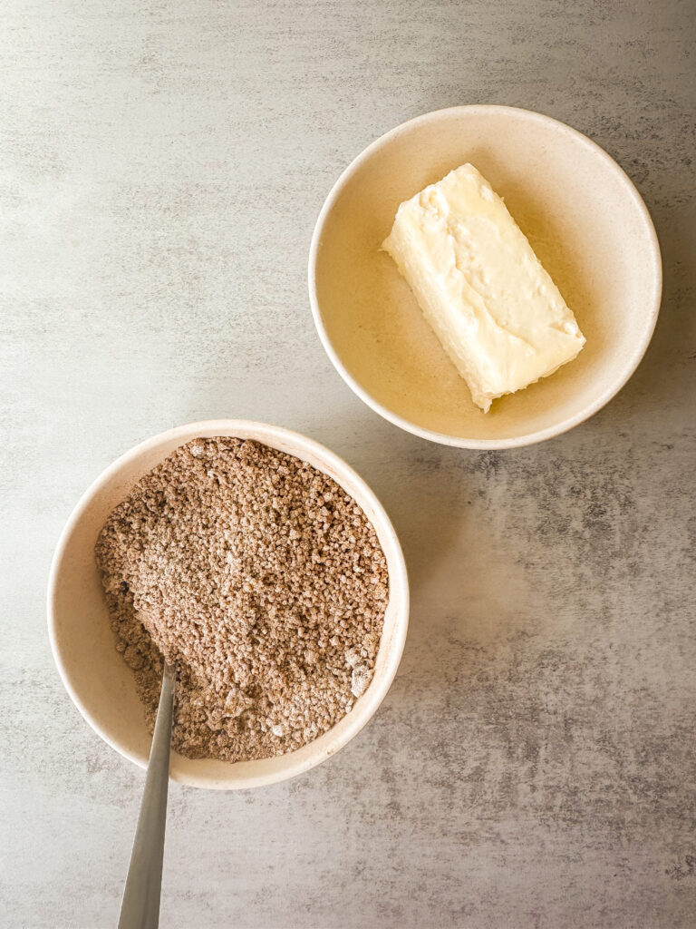 
Prepare the brown sugar mixture and the butter for the filling