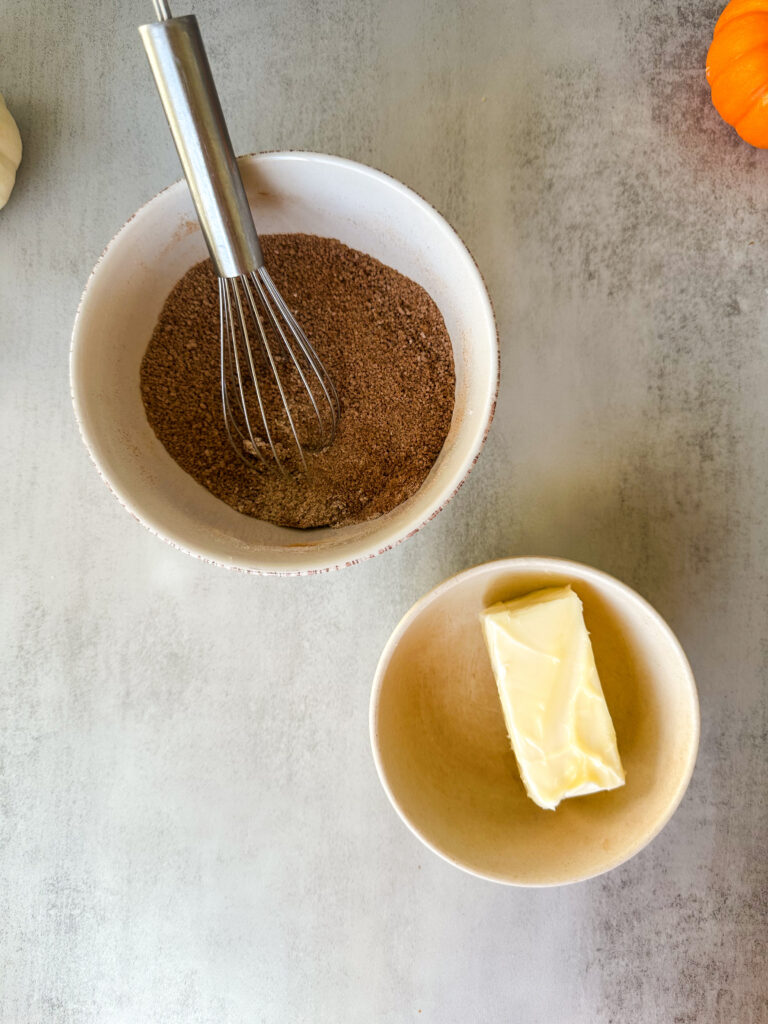 Prepare cinnamon sugar filling and butter