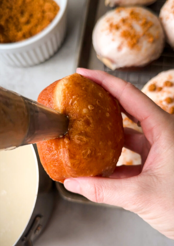 Pipe filling into the donuts