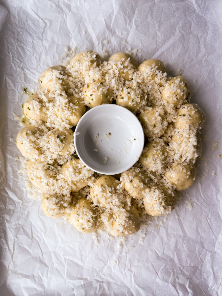 Sprinkle wreath with the parmesan 