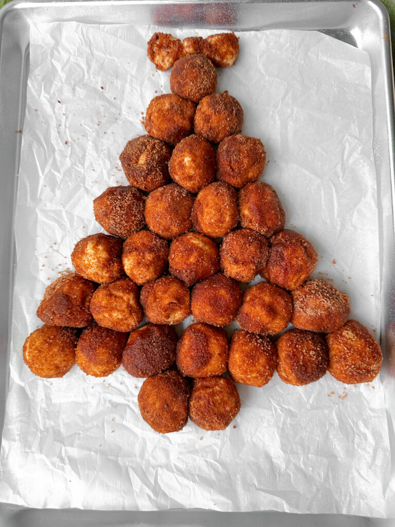 Arrange the bites to form a tree