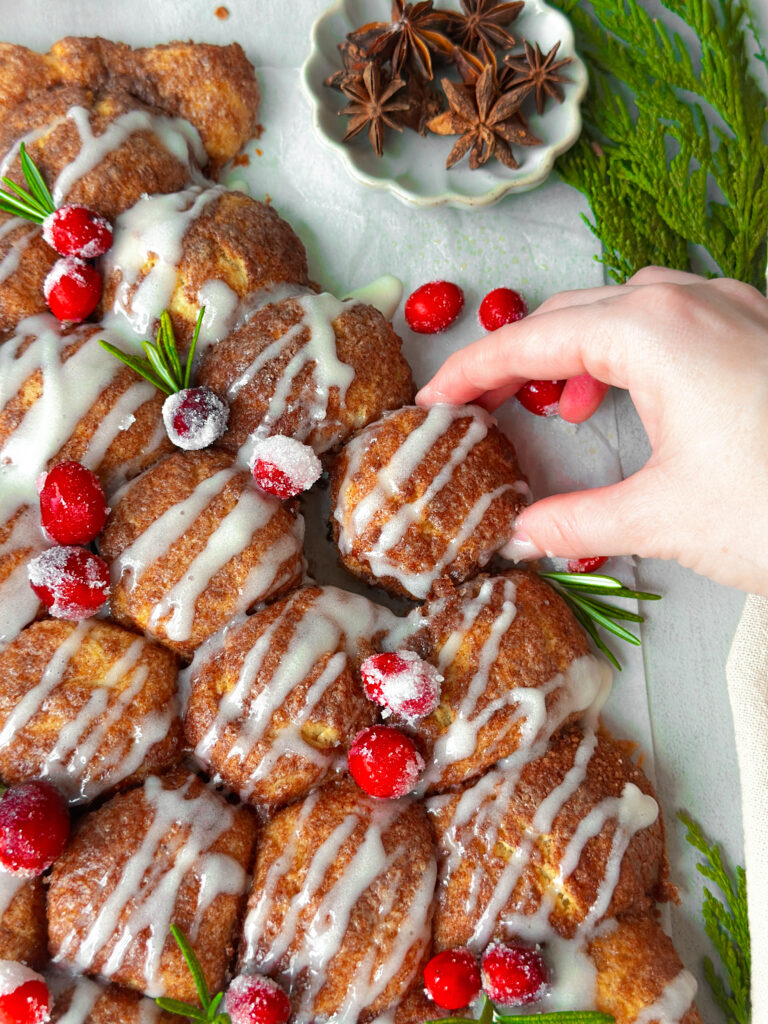 Sourdough Discard Cinnamon Roll Pull-Apart Christmas Tree