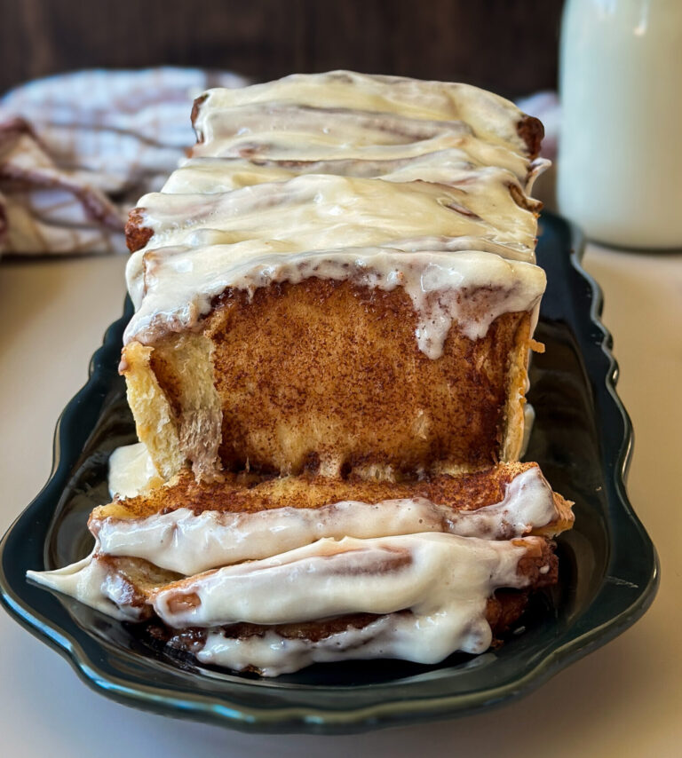 Sourdough Discard Cinnamon Roll Pull-Apart Bread